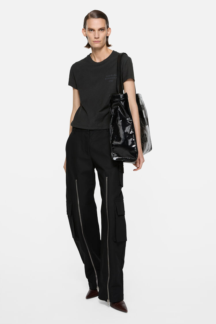 FN-UX-TSHI000243, Black