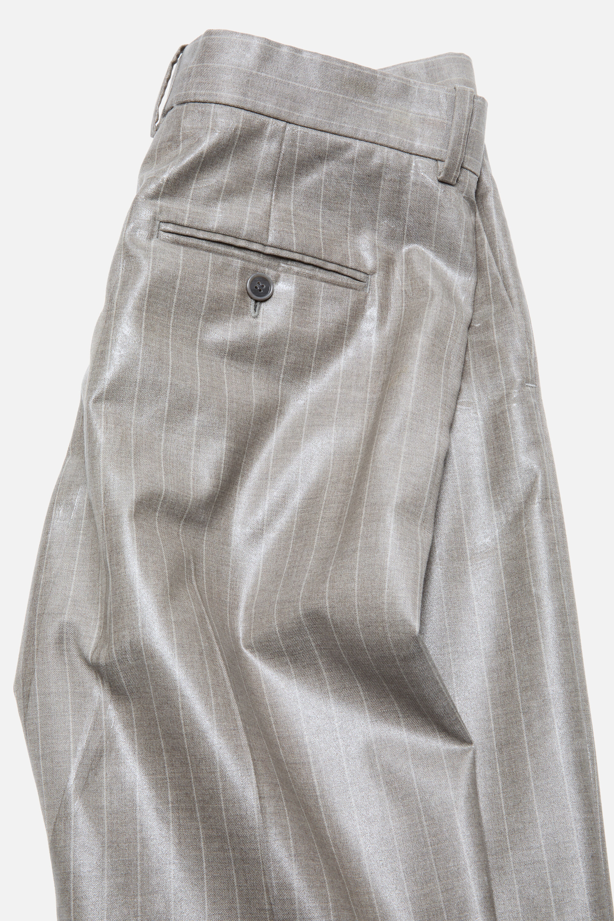 Acne Studios パッチキャンバストラウザー Acne Studios - コーティングピンストライプトラウザーズ - ウォームグレー