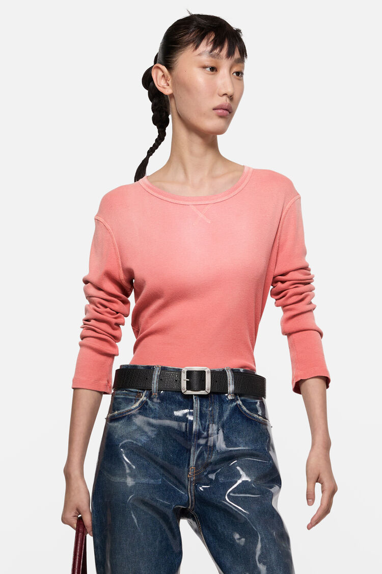 FN-UX-TSHI000277, Red