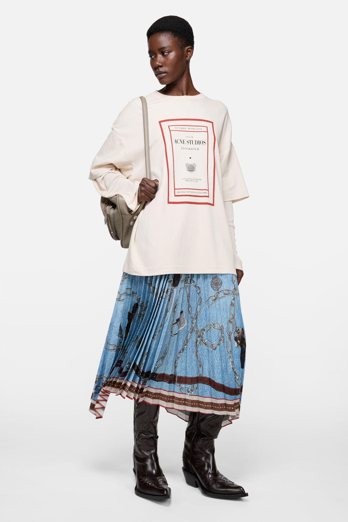 Layered graphic t-shirt, Warm beige, 2000x