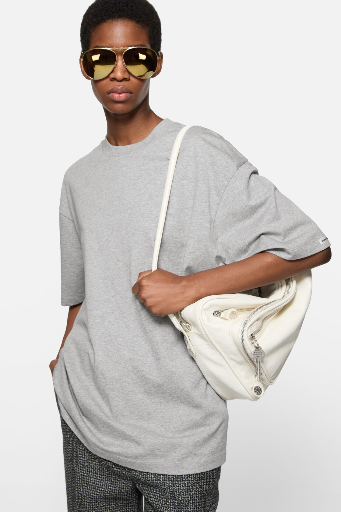 Satin logo t-shirt - relaxed, Grey Melange, 2000x