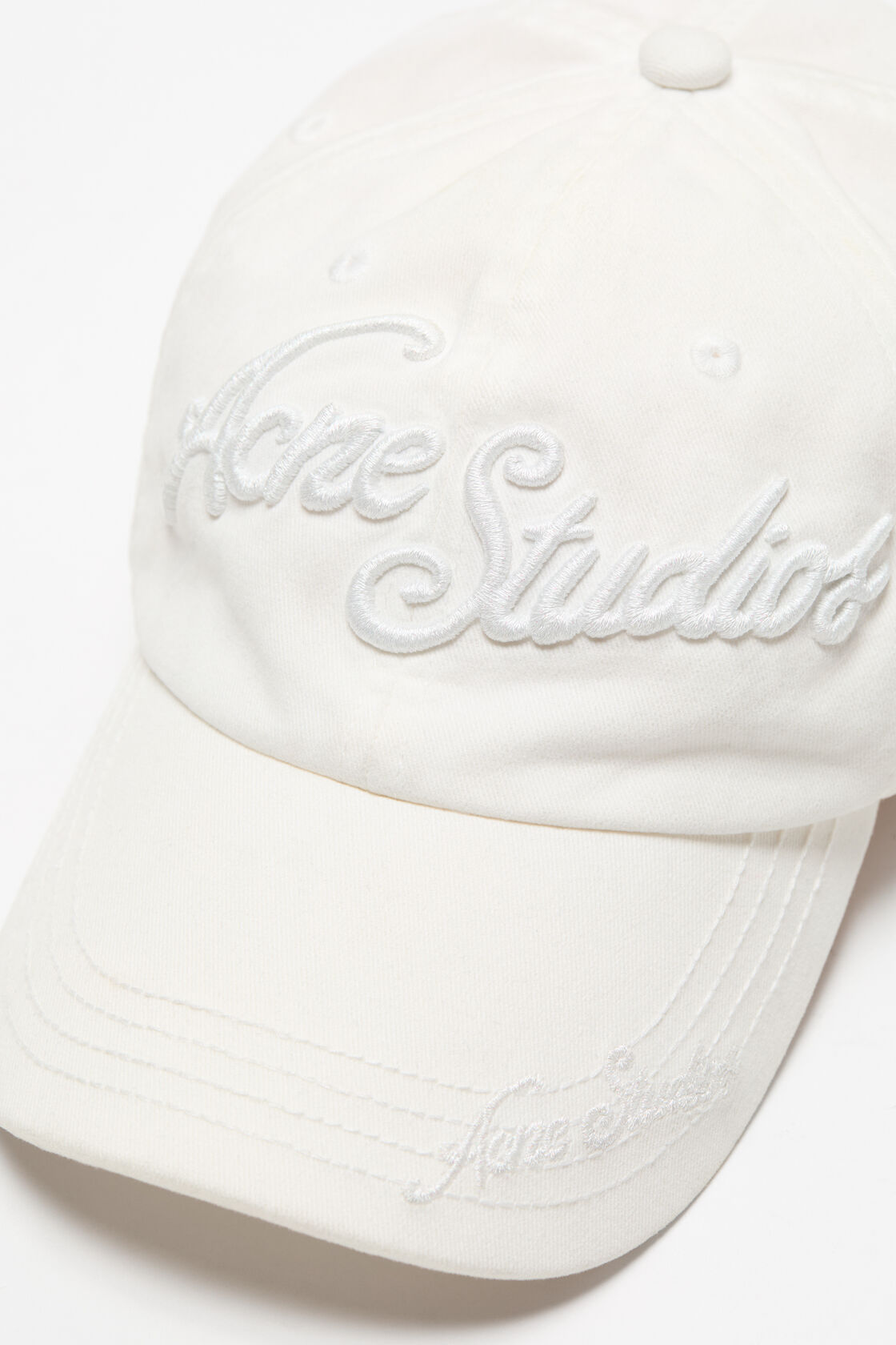 Logo cap, White, 2000x