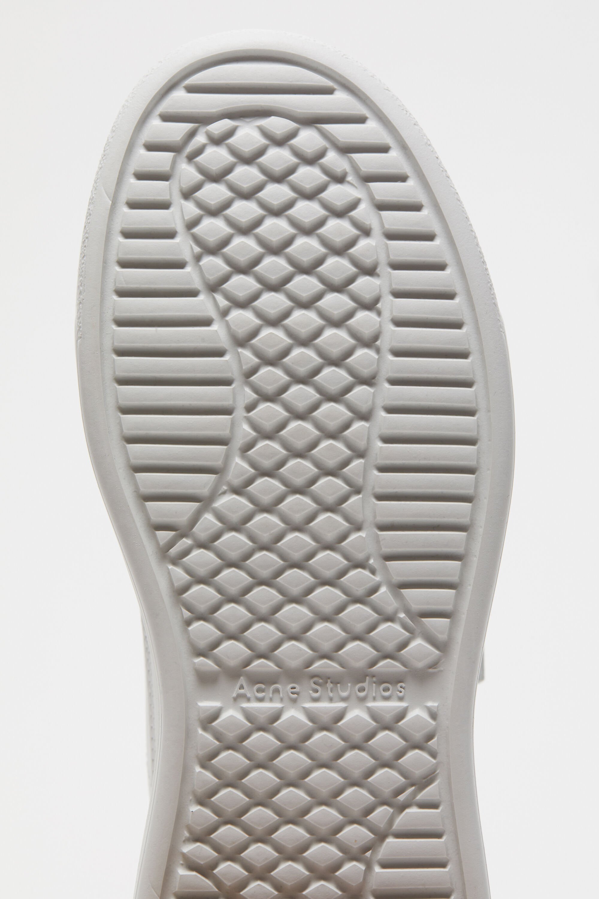 Acne Studios アクネストゥディオズ イタリア製 Steffey Friend ベルクロストラップスニーカー 38(25cm) WHITE 定価80,300円 スニーカー シューズ【新古品】【中古】【Acne Studios】 ACNE STUDIOS(アクネストゥディオズ) ベルクロストラップスニーカー