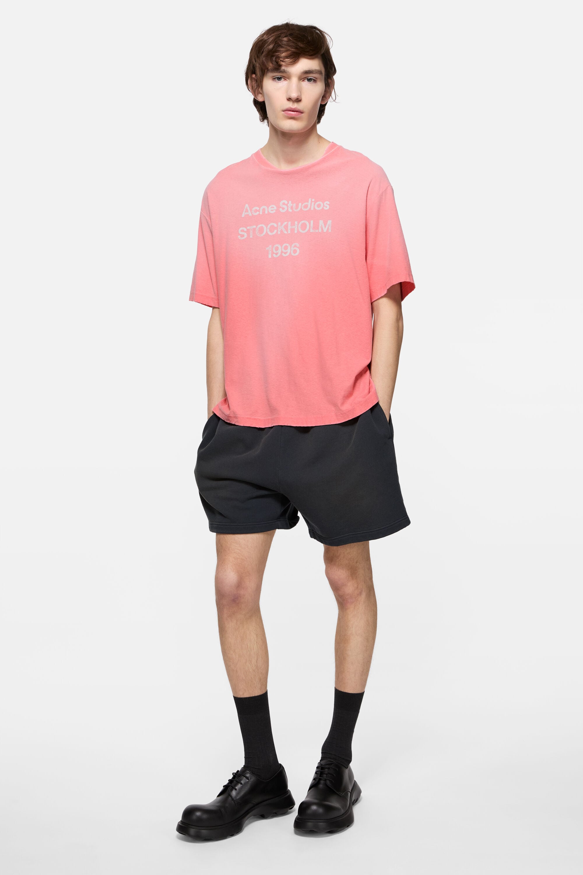 Acne Studios - Sprayed logo t-shirt - Tango pink