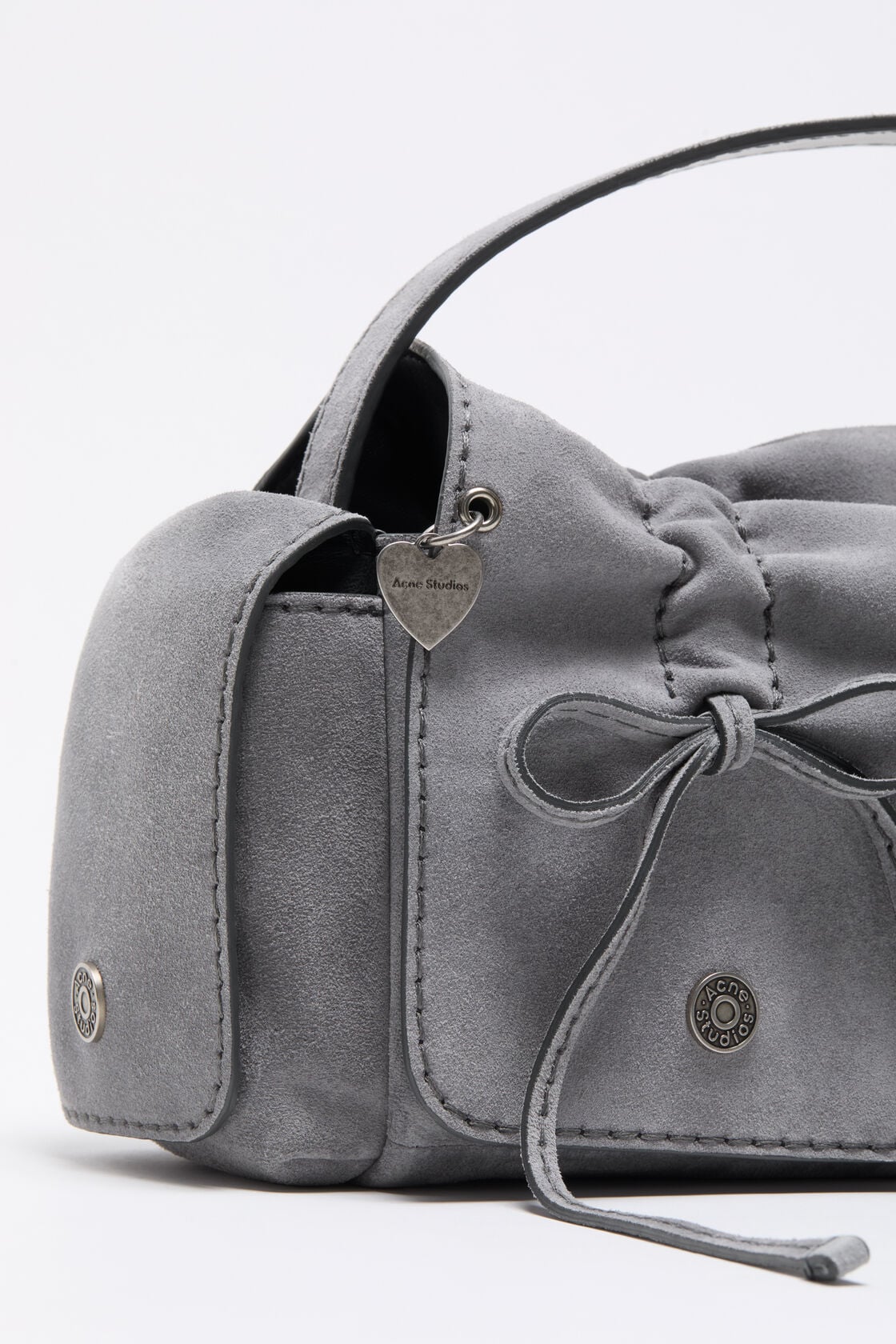 Multipocket suede shoulder bag, Cold grey, 2000x