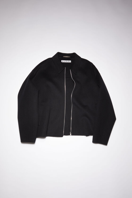 FN-MN-OUTW000667, Black
