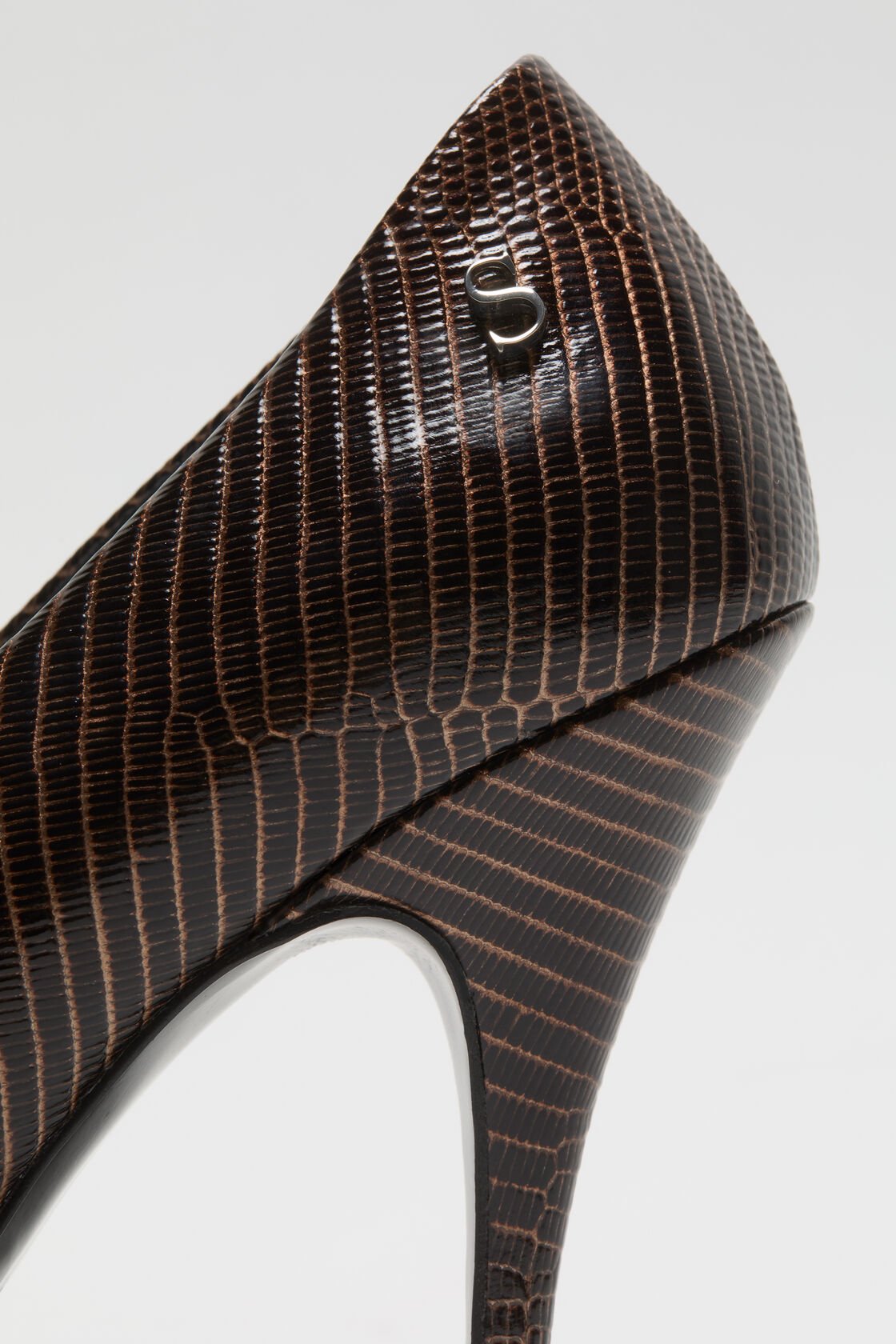 Pointy Printed Lizard Pump, Brown, 2000x