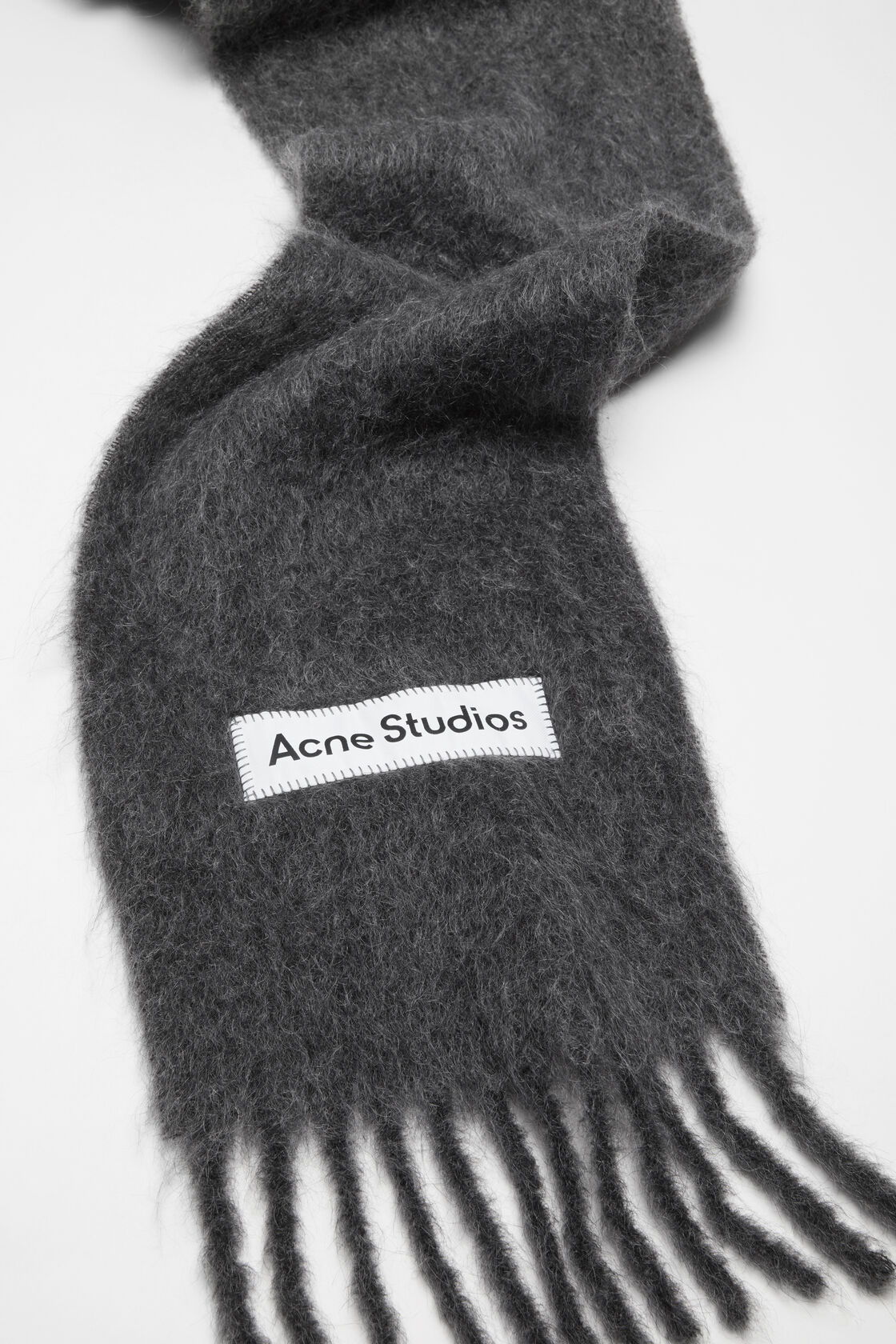 Two-tone wool scarf, Dark grey, 2000x