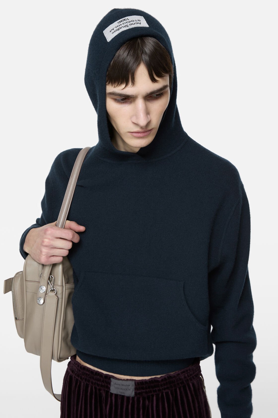 Cashmere hooded sweater, Ink blue, 2000x
