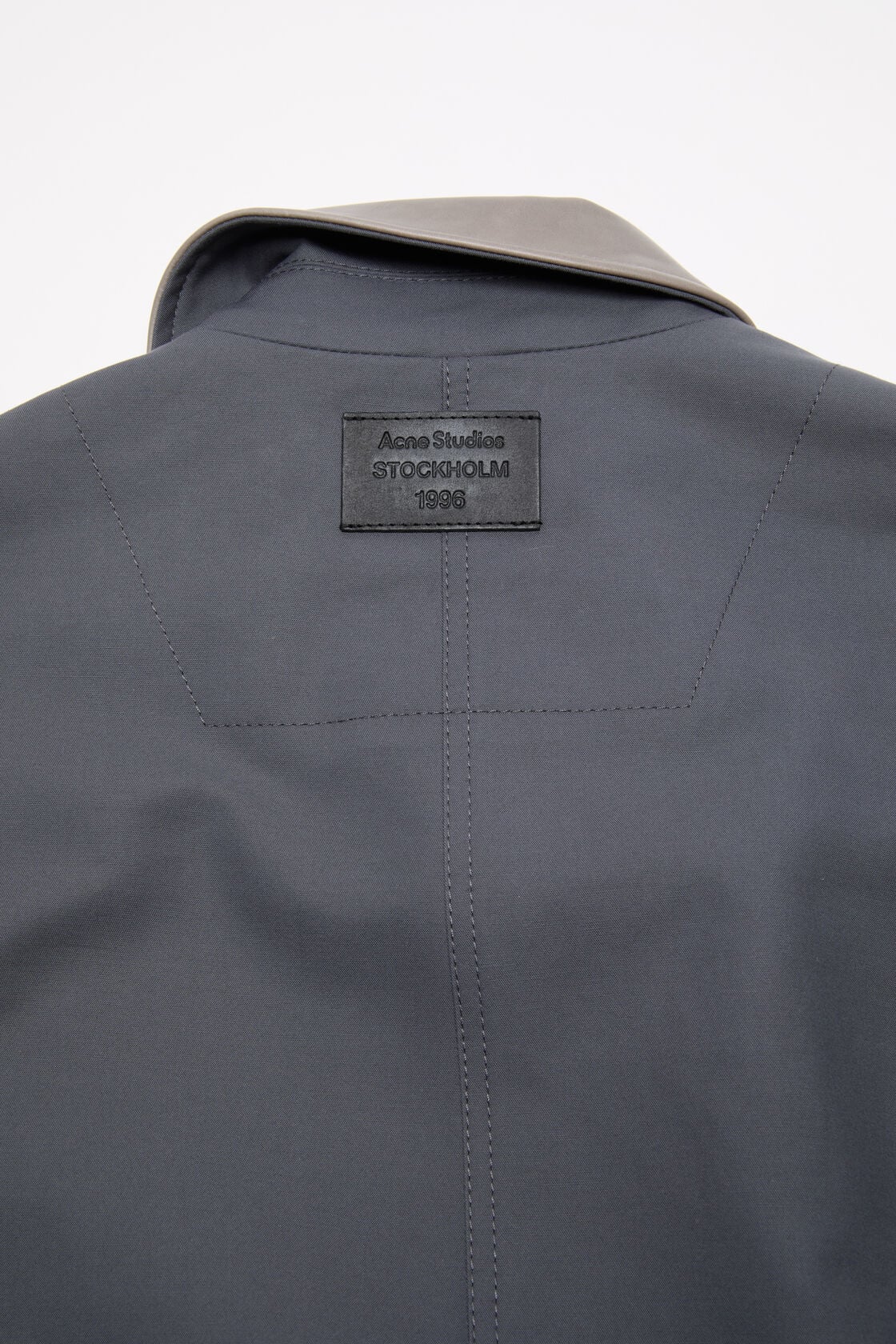 Bomber with leather collar, Carbon grey, 2000x