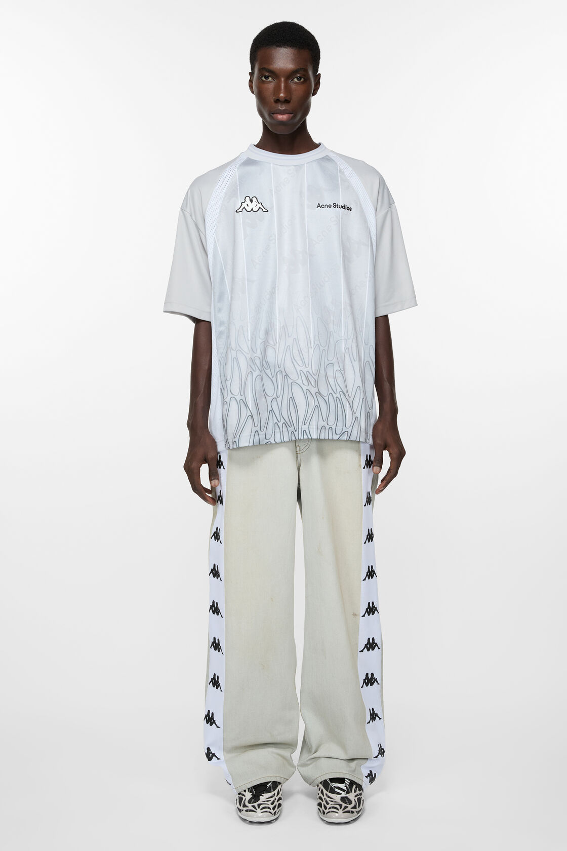 Loose fit jeans - 1981M Acne Studios x Kappa, Light blue/white, 2000x