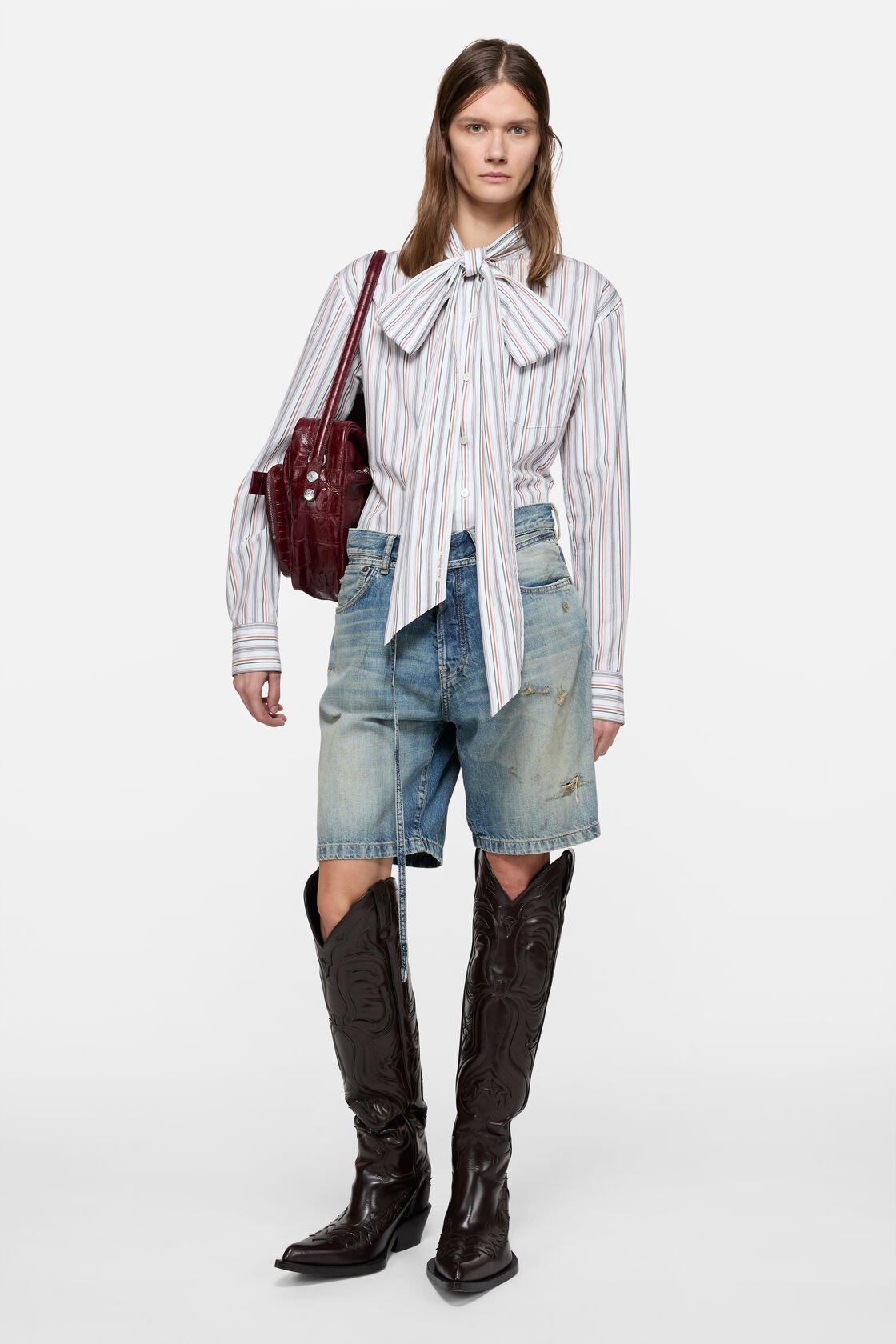 Denim shorts - loose fit, Mid Blue, 2000x