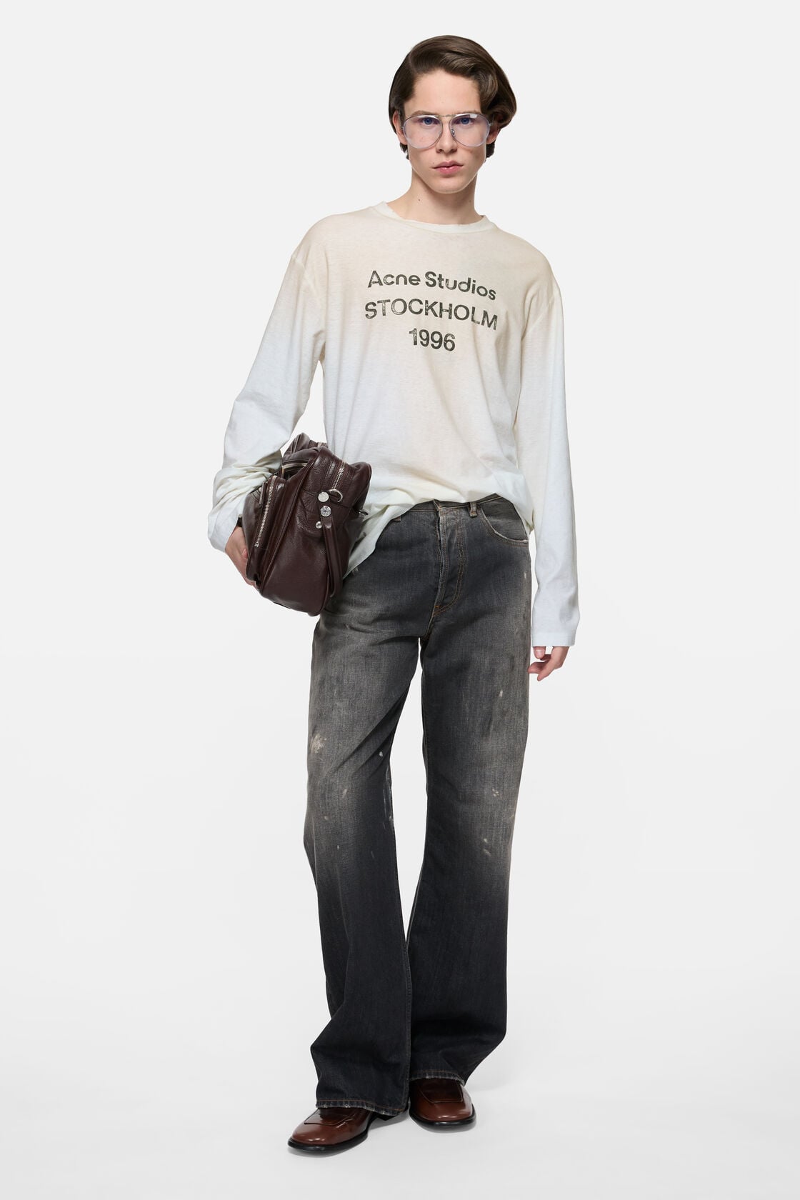 Sprayed 1996 logo t-shirt, Dusty white, 2000x