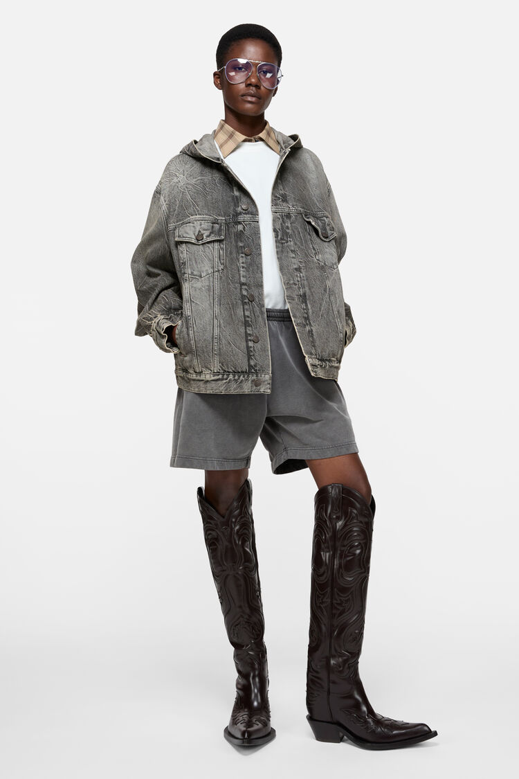 FN-UX-SHOR000008, Faded black