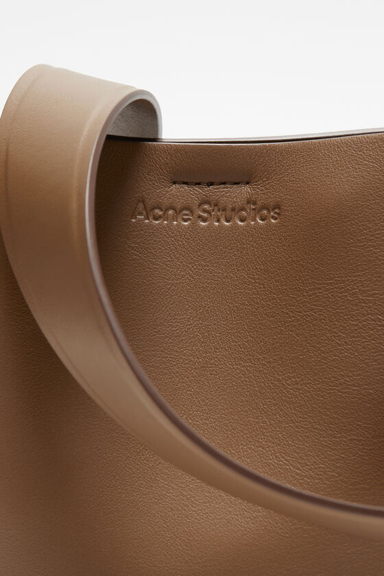 Acne Studios - Musubi micro tote - Camel brown