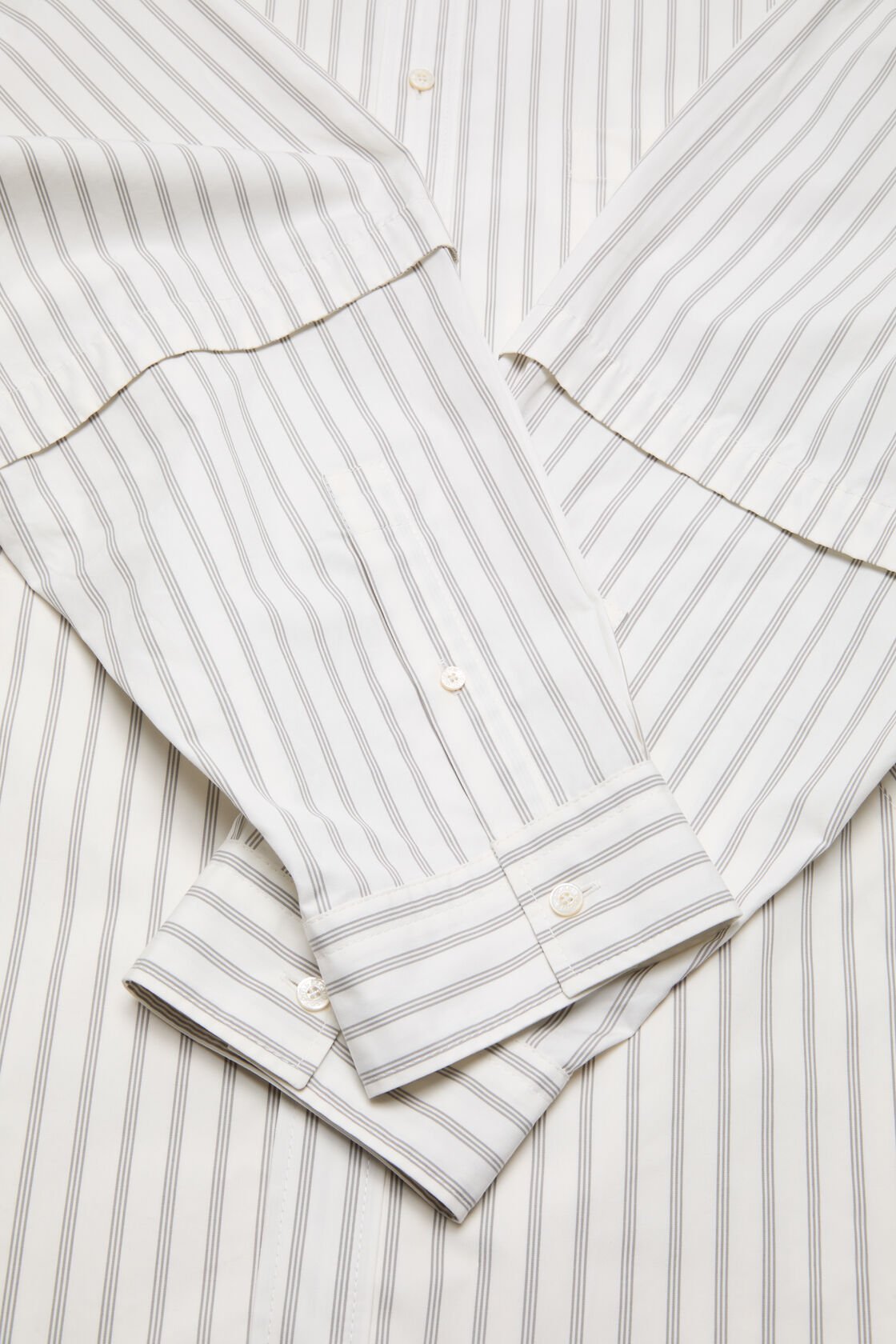 Double sleeve button-up, Off white/grey, 2000x