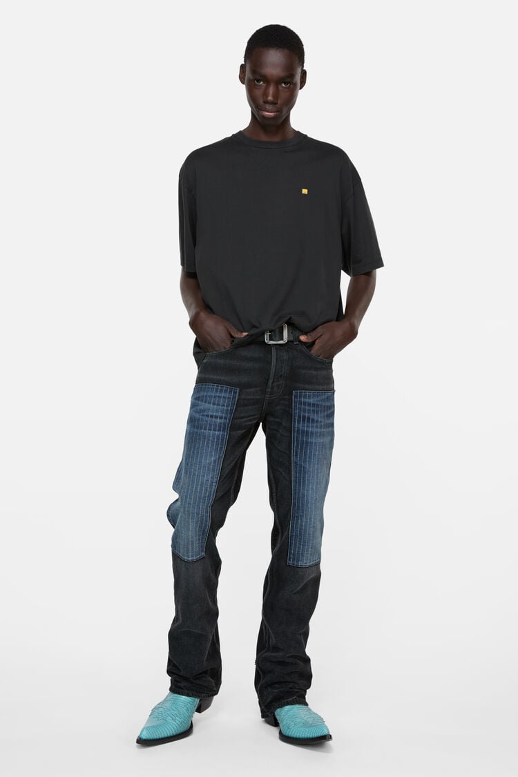 FN-UX-TSHI000250, Faded black