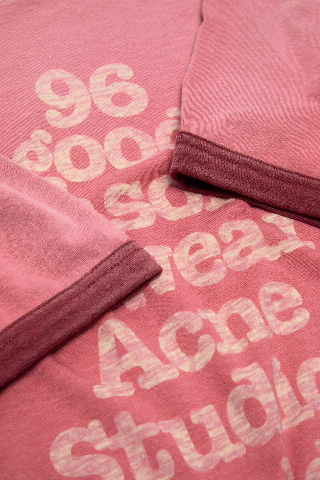 Graphic t-shirt, Pink/burgundy, 2000x