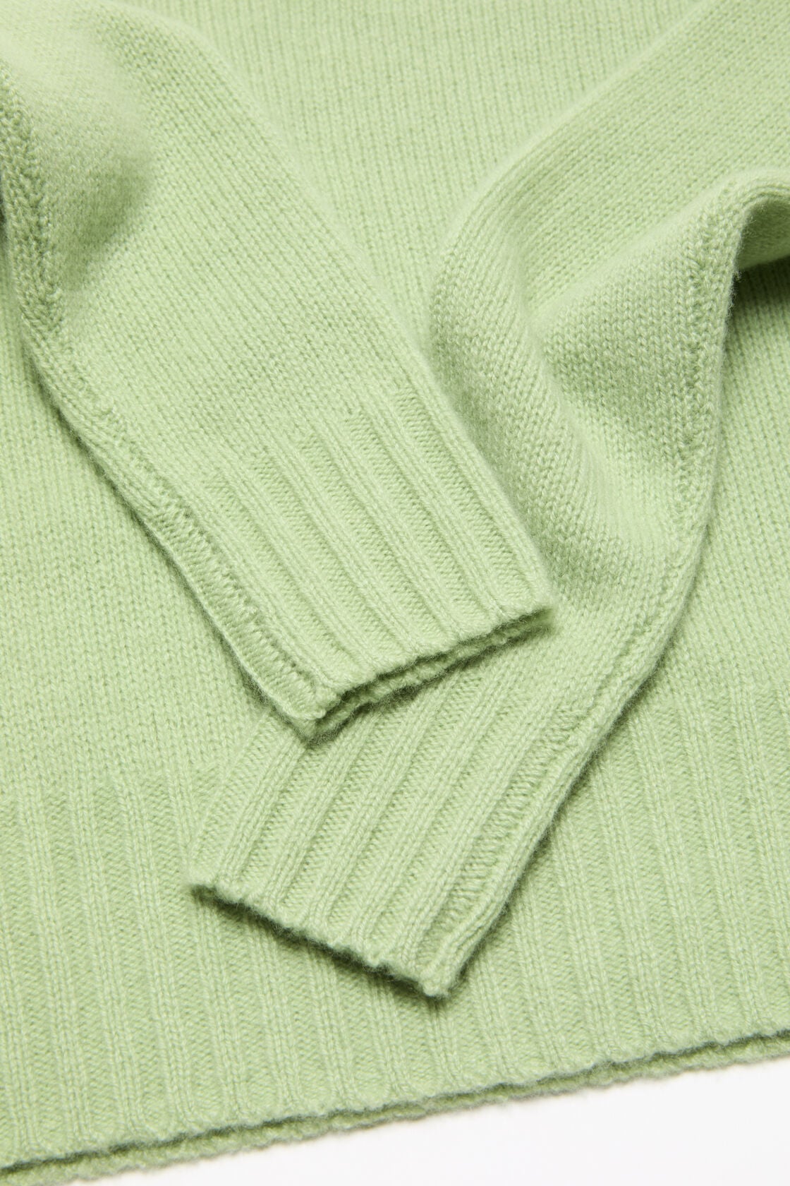 Cashmere sweater, Sage green, 2000x