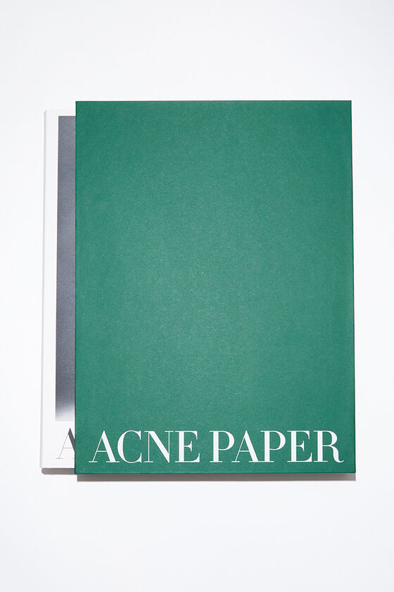 Acne Paper Book 17, ONE SIZE