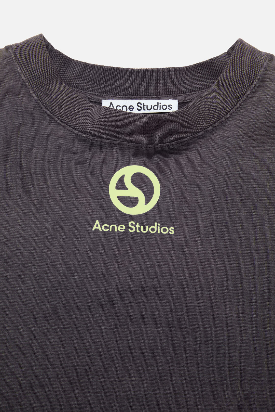 徽标T恤, 褪色黑色, 2000x