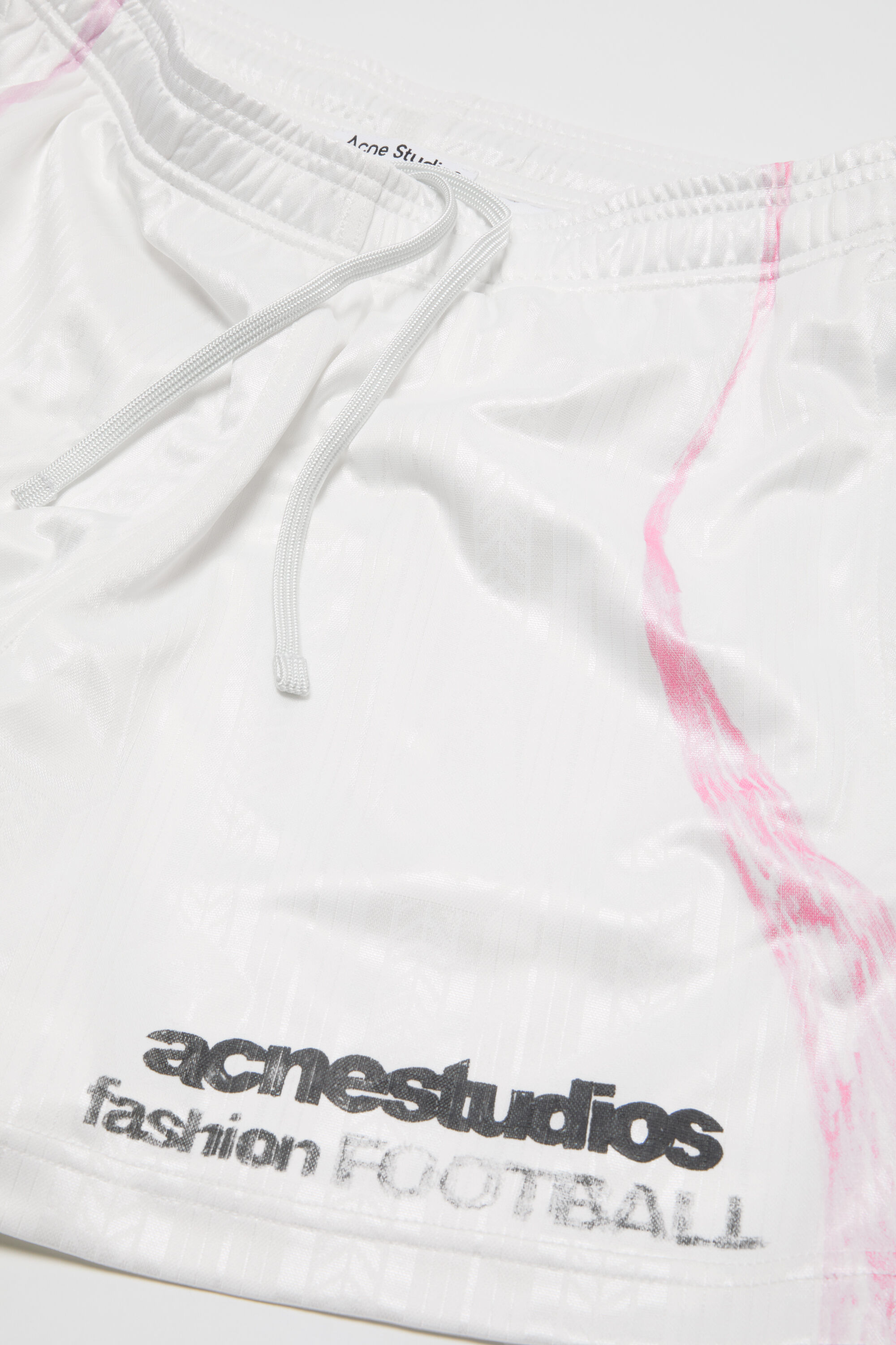 Acne Studios - カジュアルグラフィックショートパンツ - ホワイト