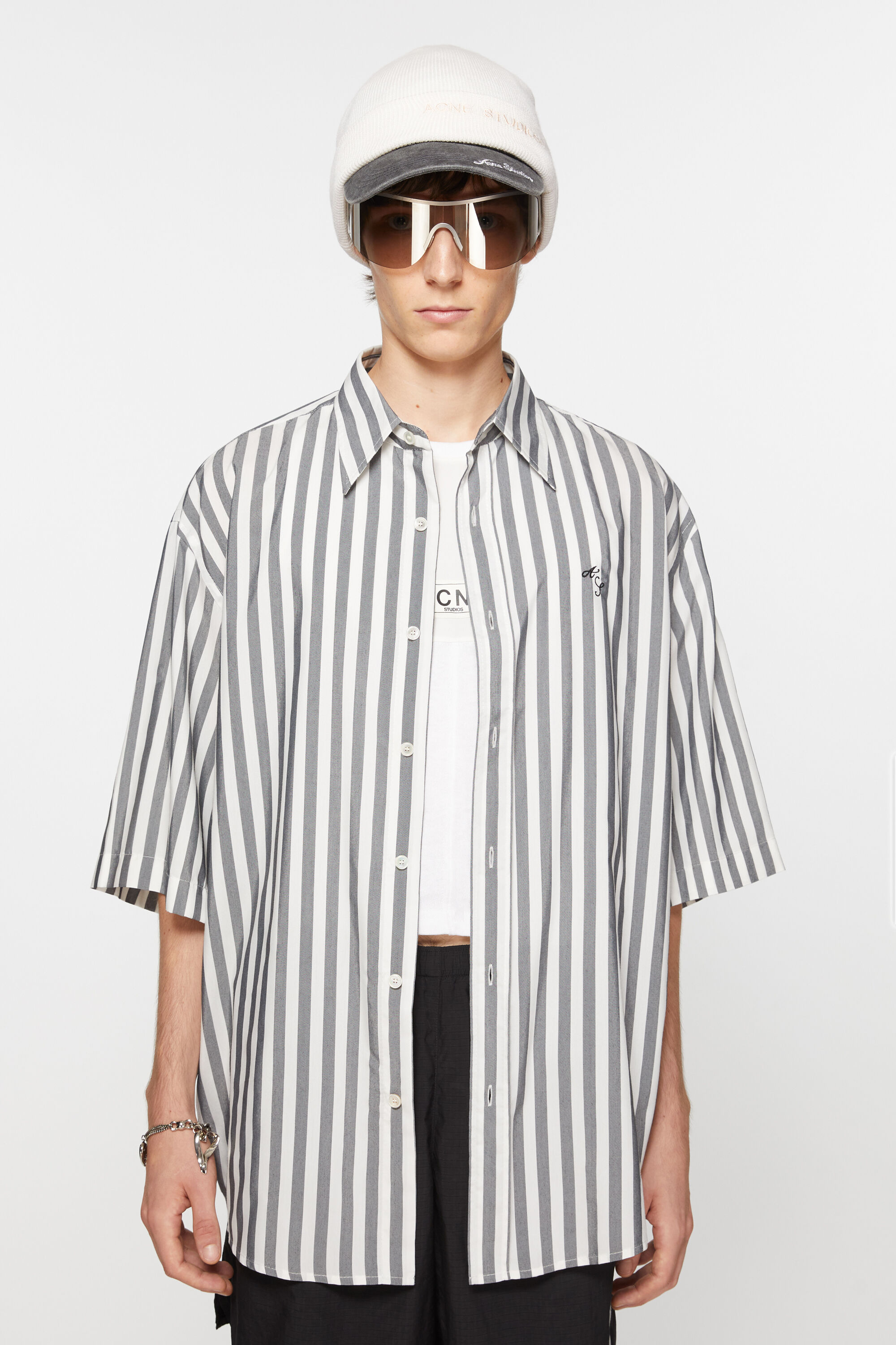 아크네 스튜디오 Acne Studios Stripe button-up shirt - Black/white