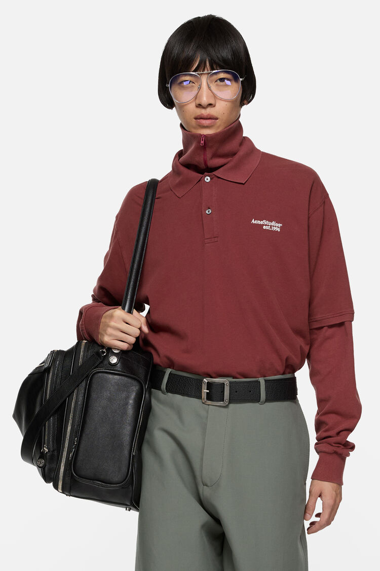 FN-MN-TSHI000689, Maroon red