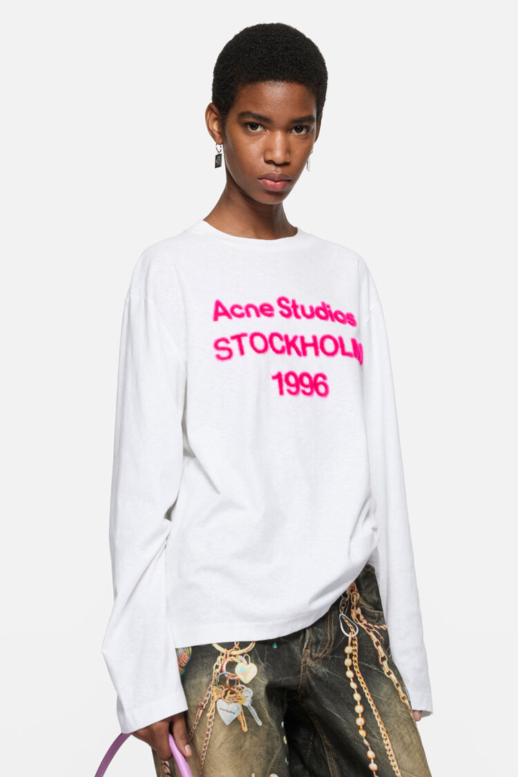 RW-UX-TSHI000001, Off white