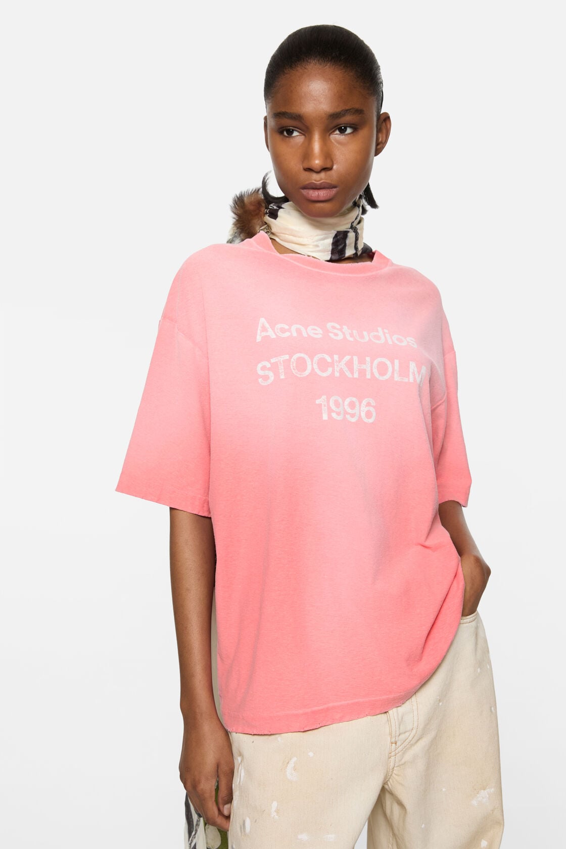 Sprayed logo t-shirt, Tango pink, 2000x