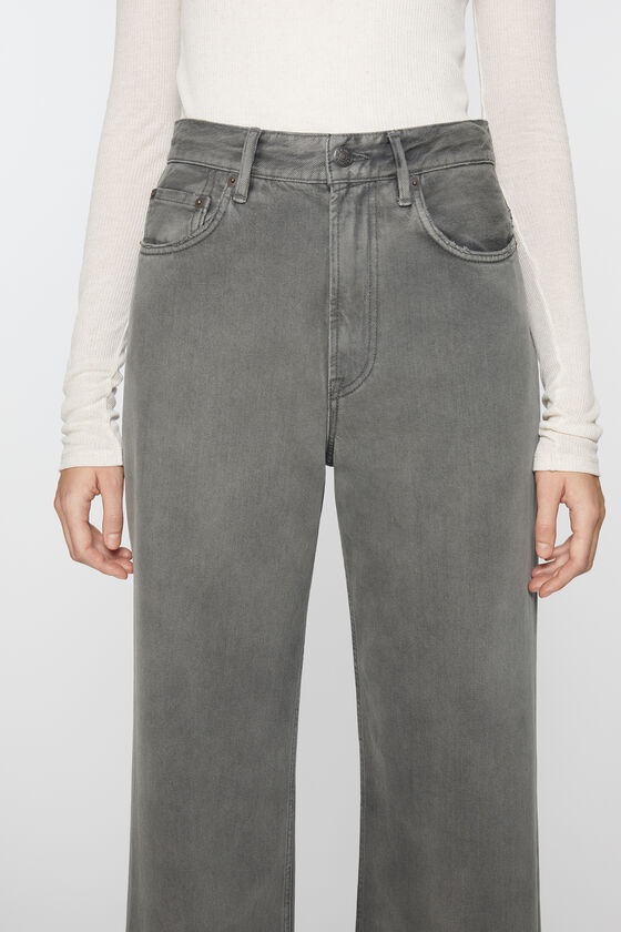 Acne Studios - Jeans in lockerer Passform – 2022F - Anthrazitgrau 