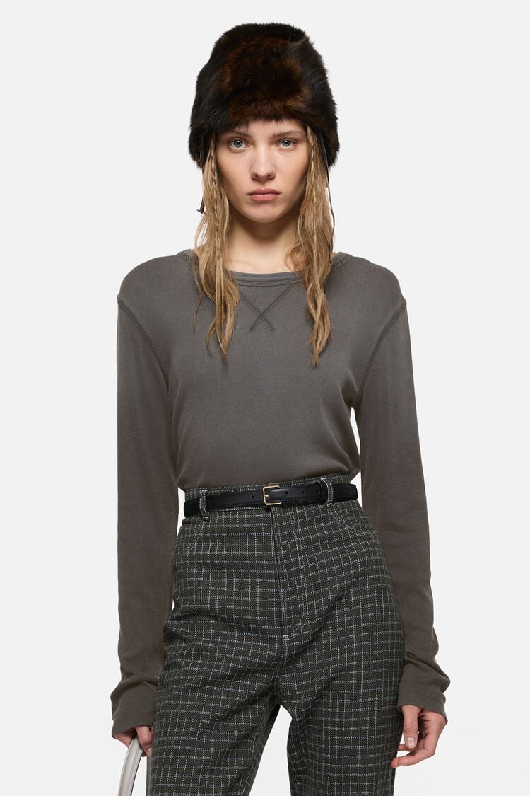 FN-UX-TSHI000277, Faded black