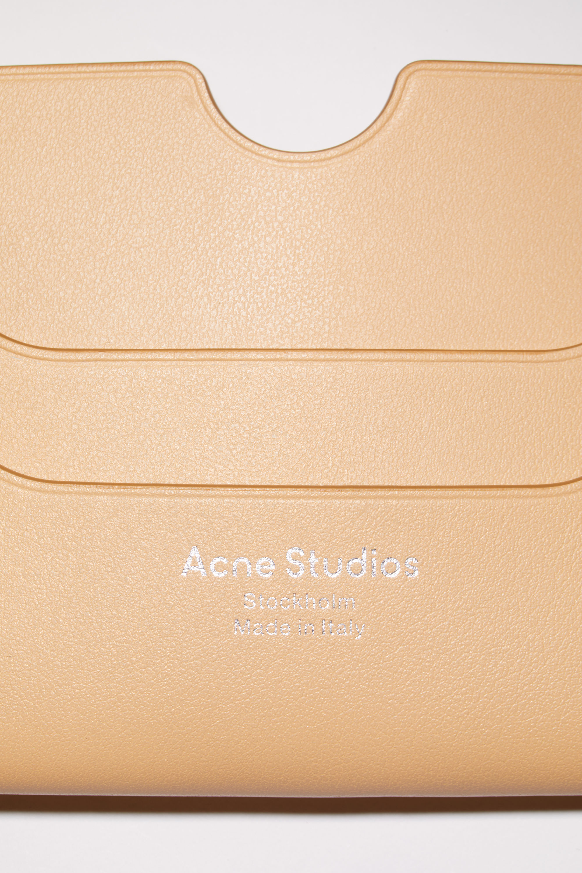 Acne Studios カードホルダー