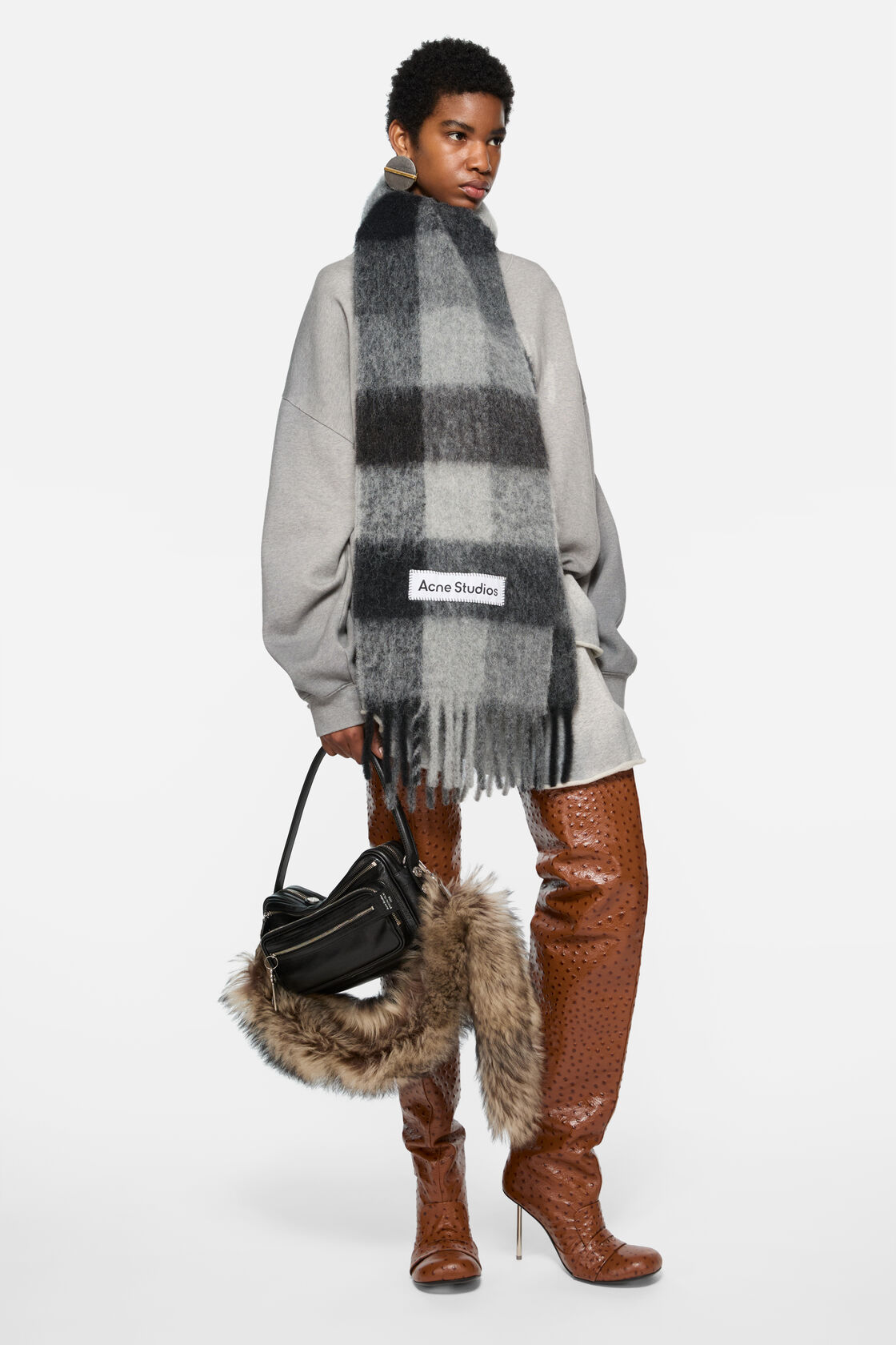 Mohair checked scarf, Dark Black/Grey/Dark Grey, 2000x