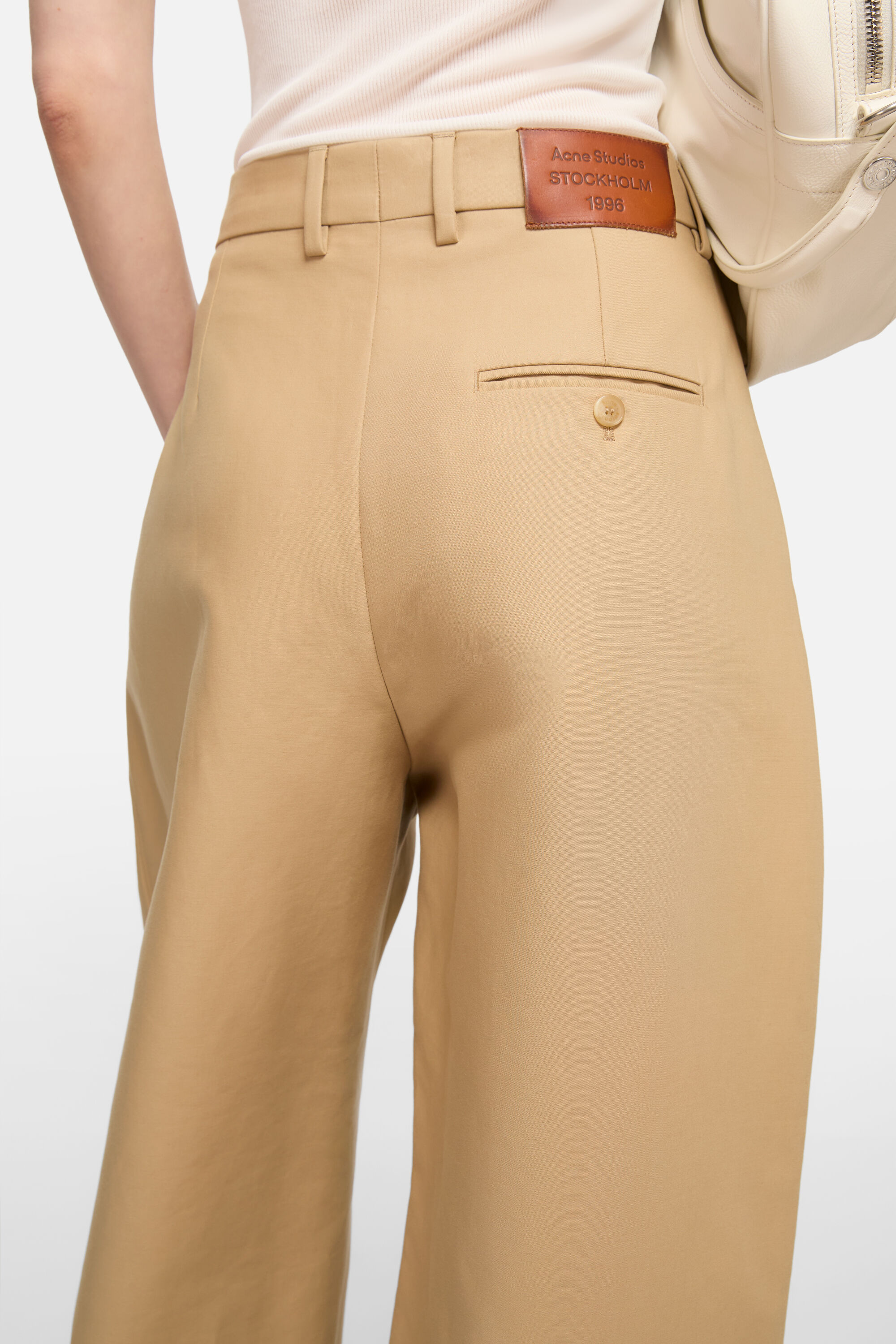 Acne Studios - テーラードサテントラウザーズ - ベージュ