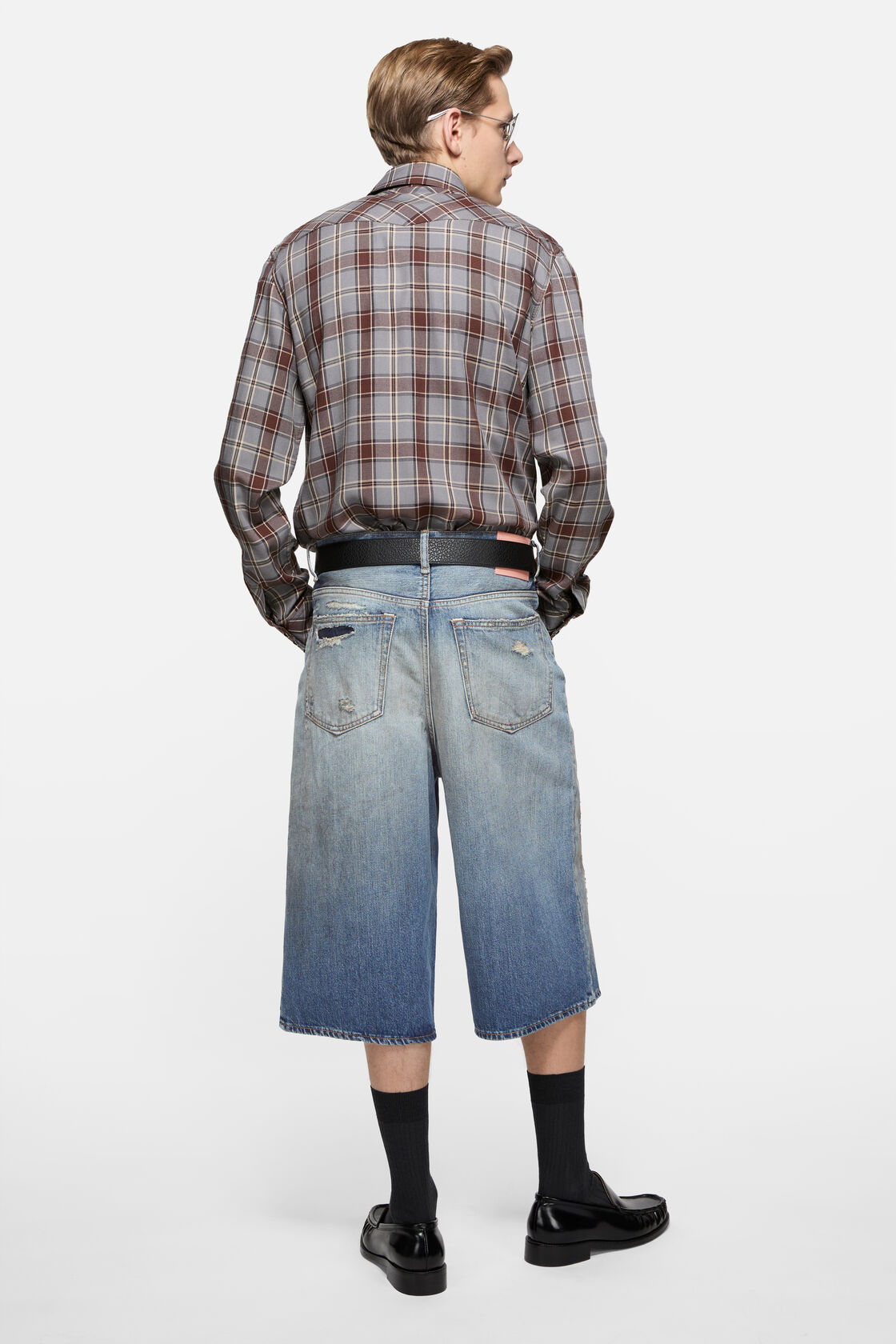 Mended denim shorts, Mid Blue, 2000x