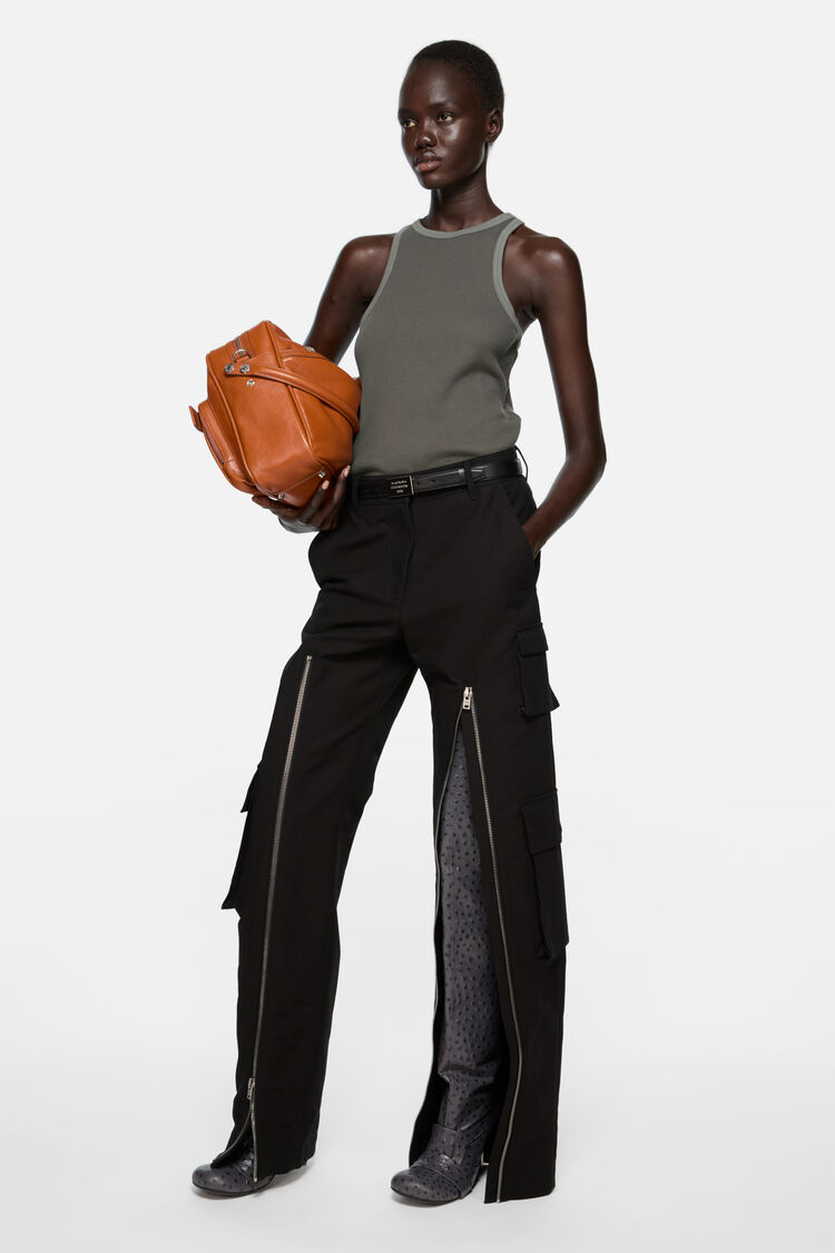 FN-UX-TSHI000024, Faded Grey