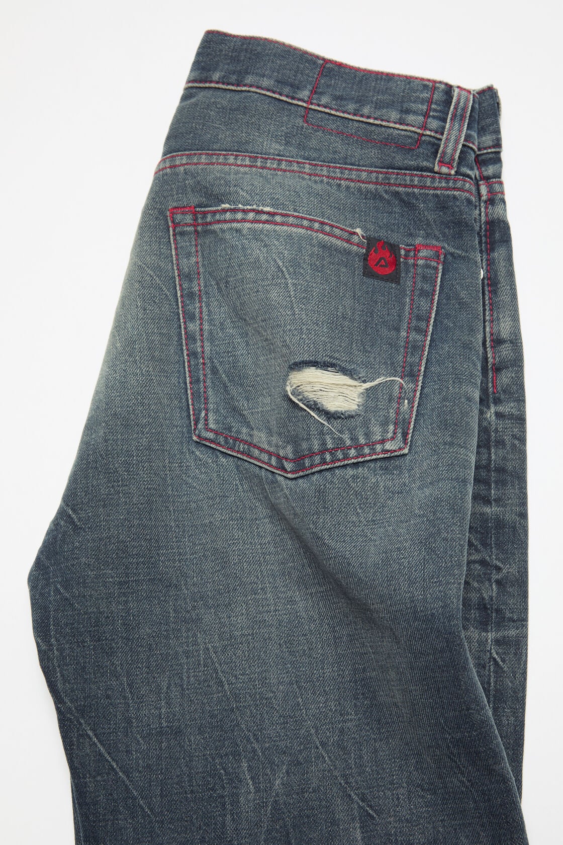 Re-edition worn jeans - 2009F, Mid Blue, 2000x