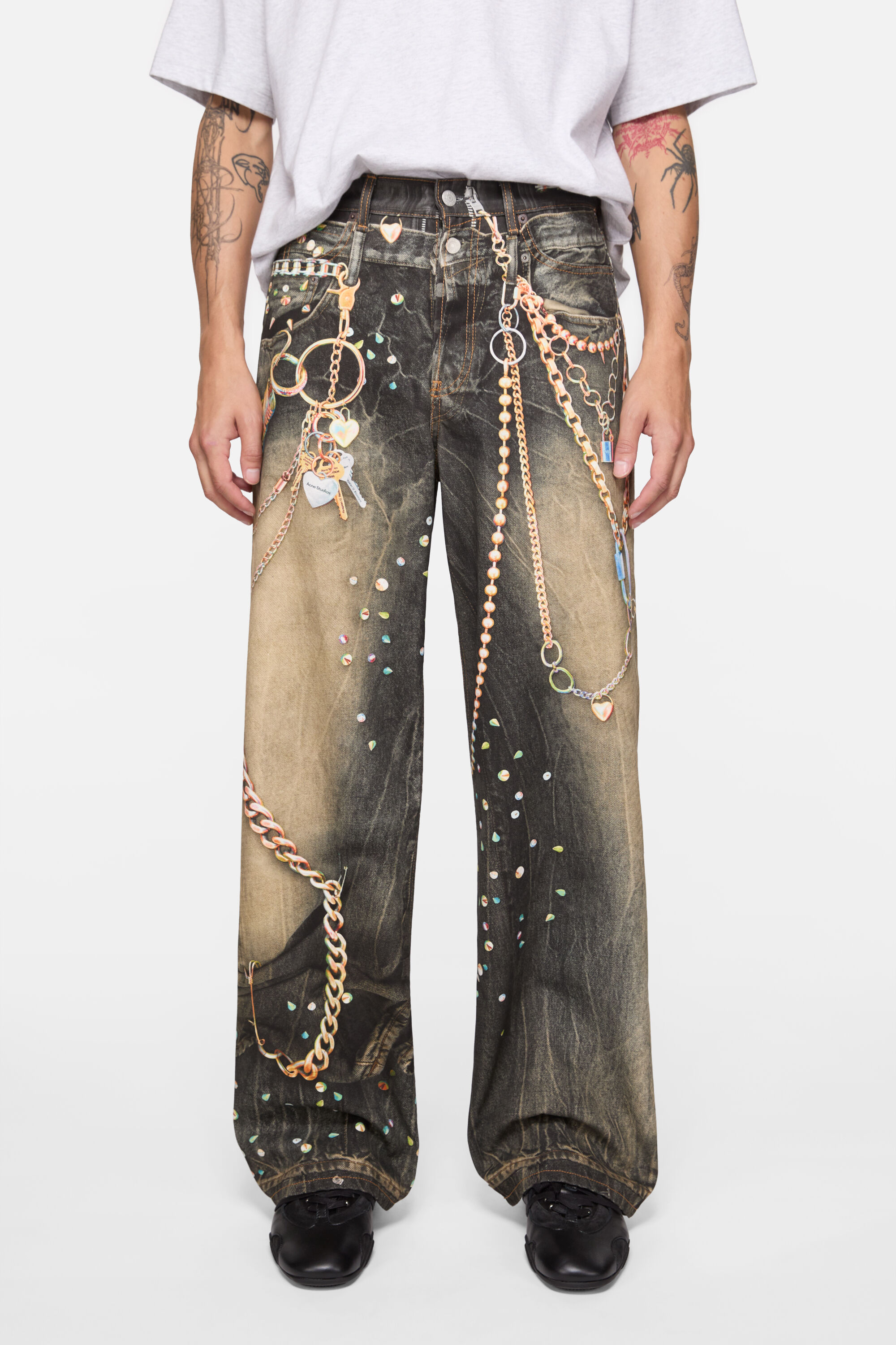 G-DRAGON着用 Acne Studios ルーズフィットジーンズ Acne Studios - ルーズフィットジーンズ - Year of the Horse