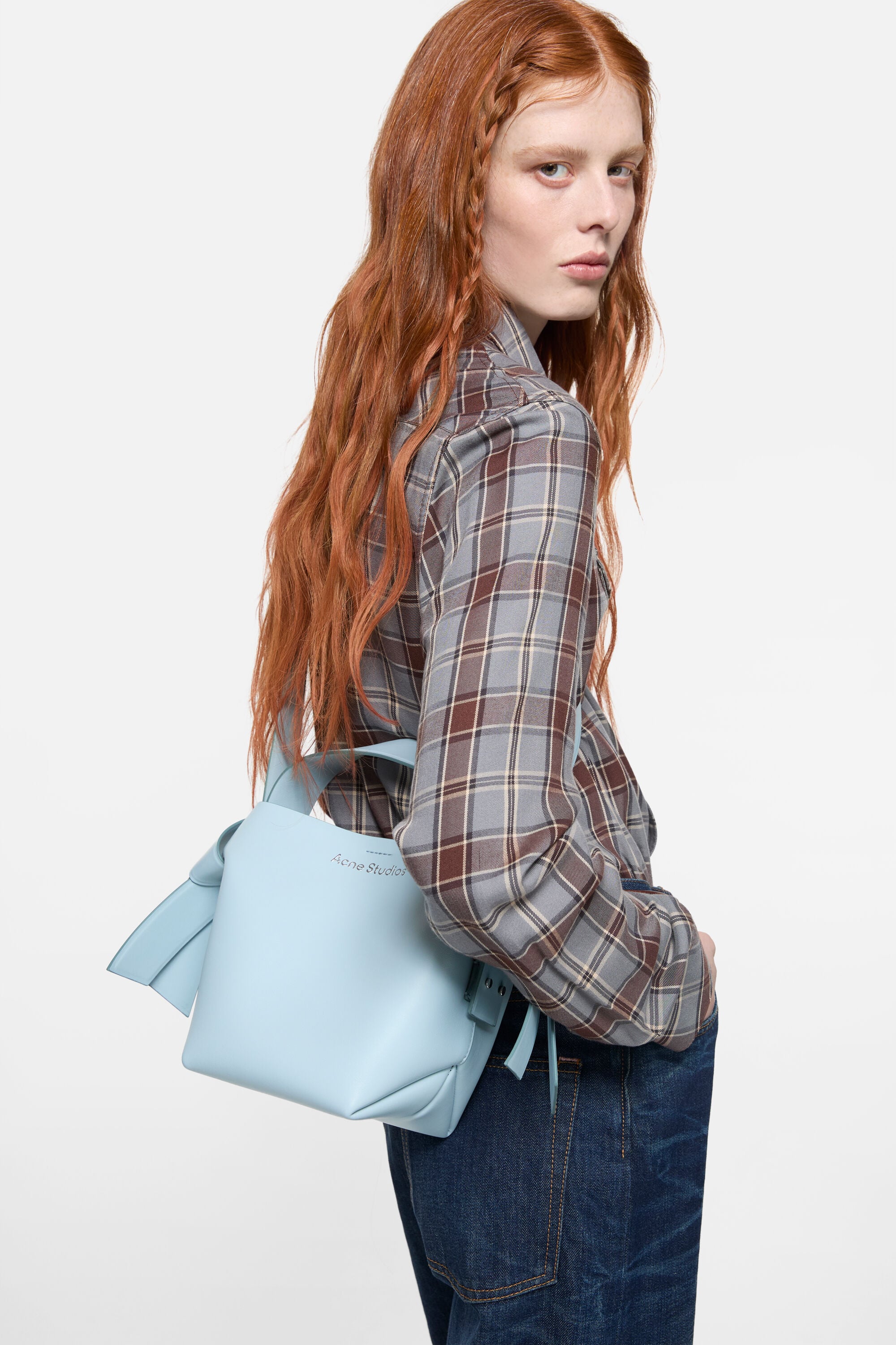 Acne Studios – クロスボディバッグ