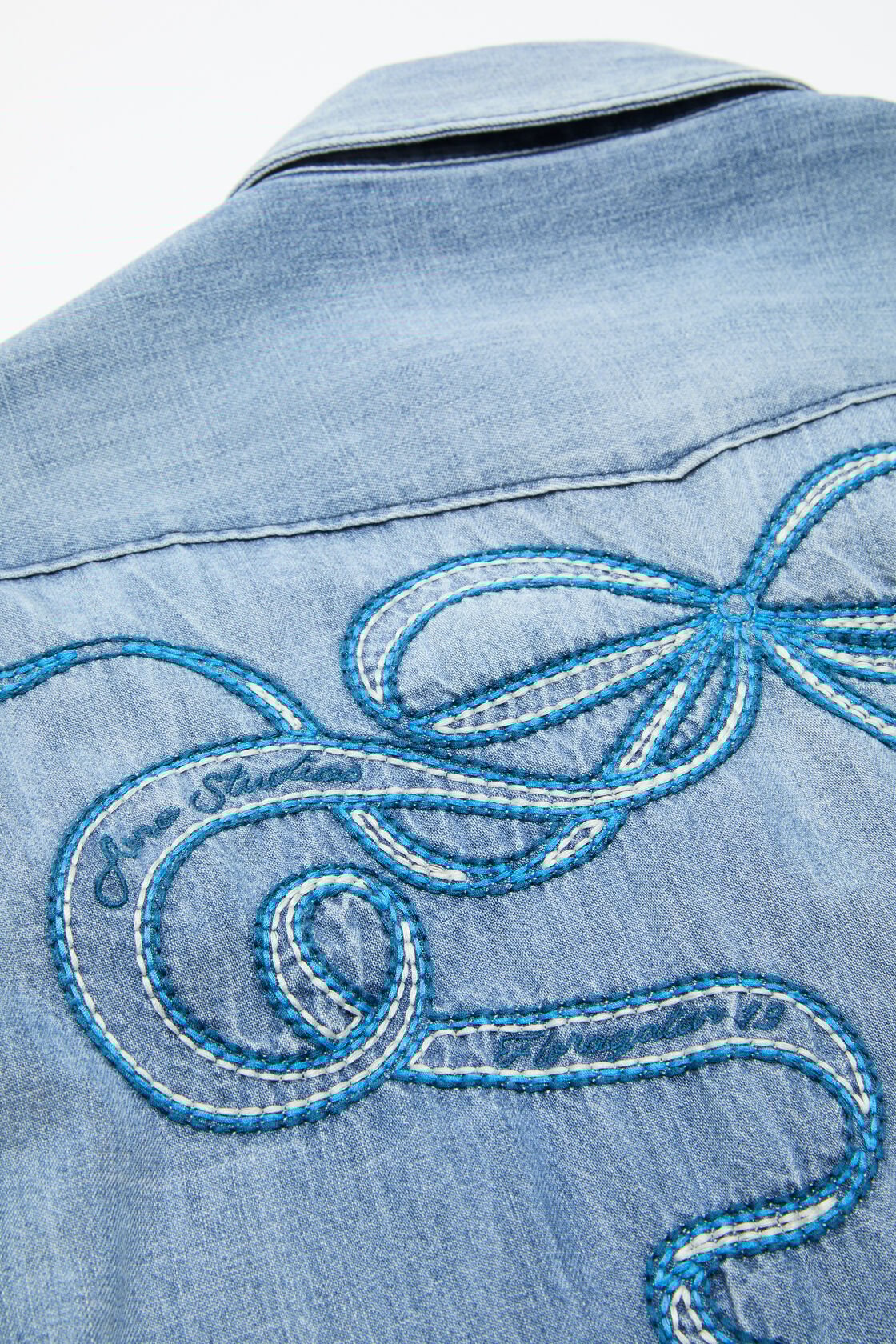 Embroidered denim shirt, Blue/blue, 2000x