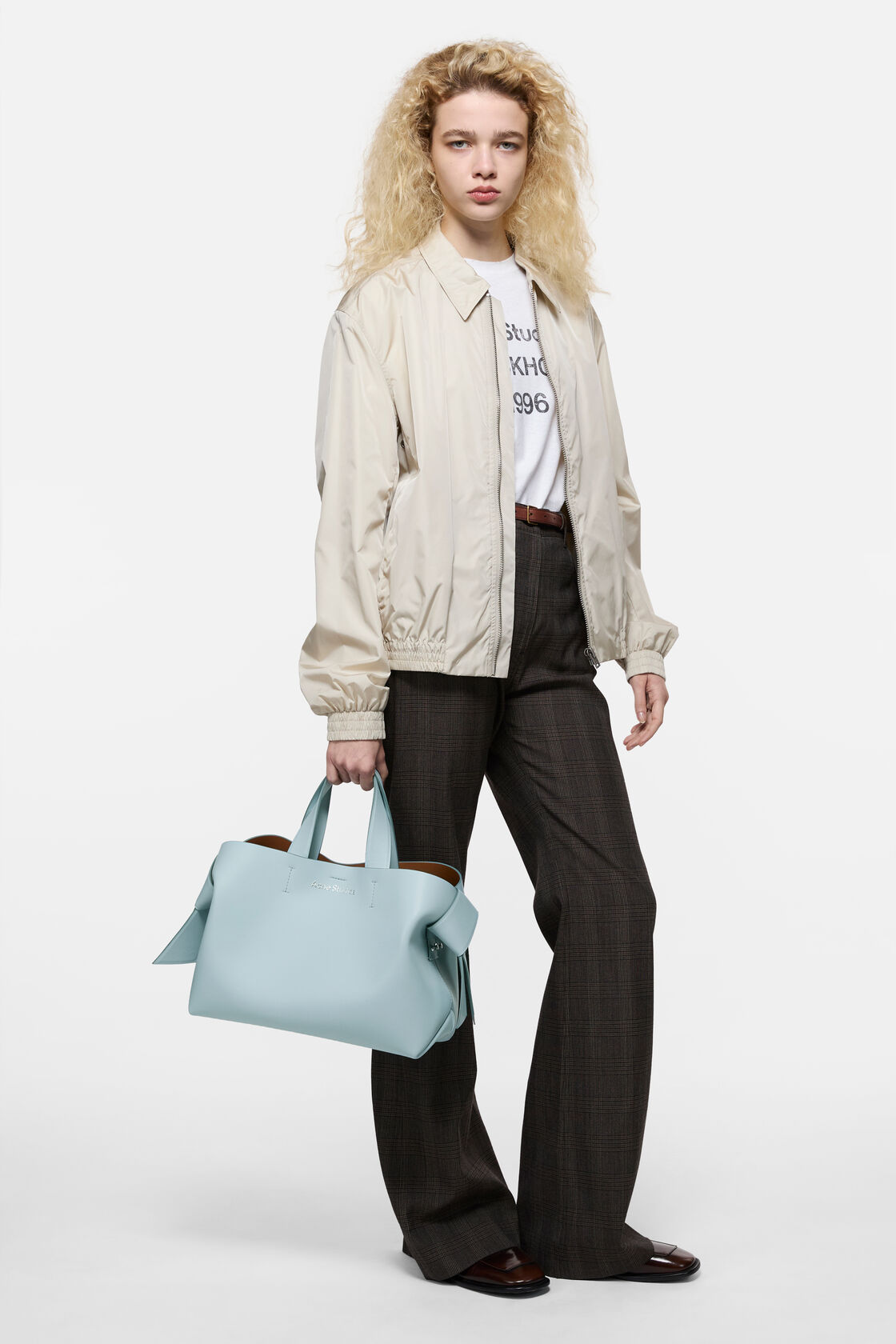 Musubi leather tote, Dusty blue, 2000x