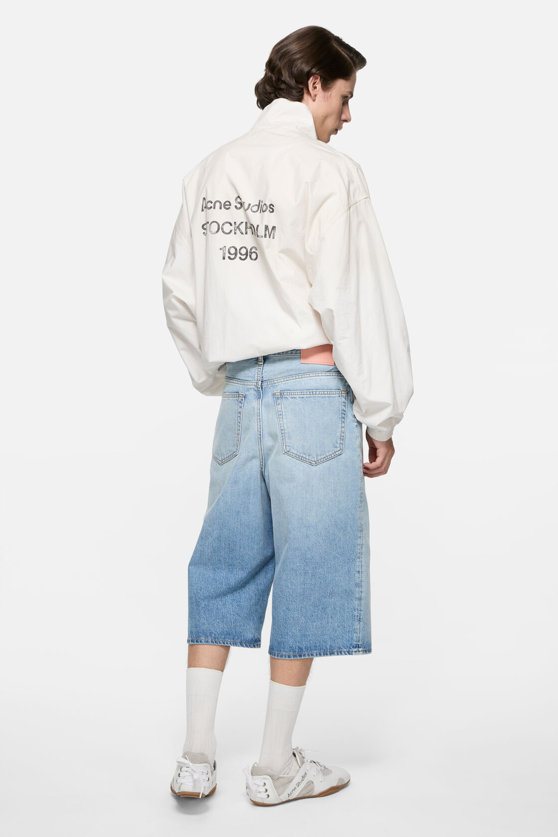 Denim shorts, Light blue, 2000x