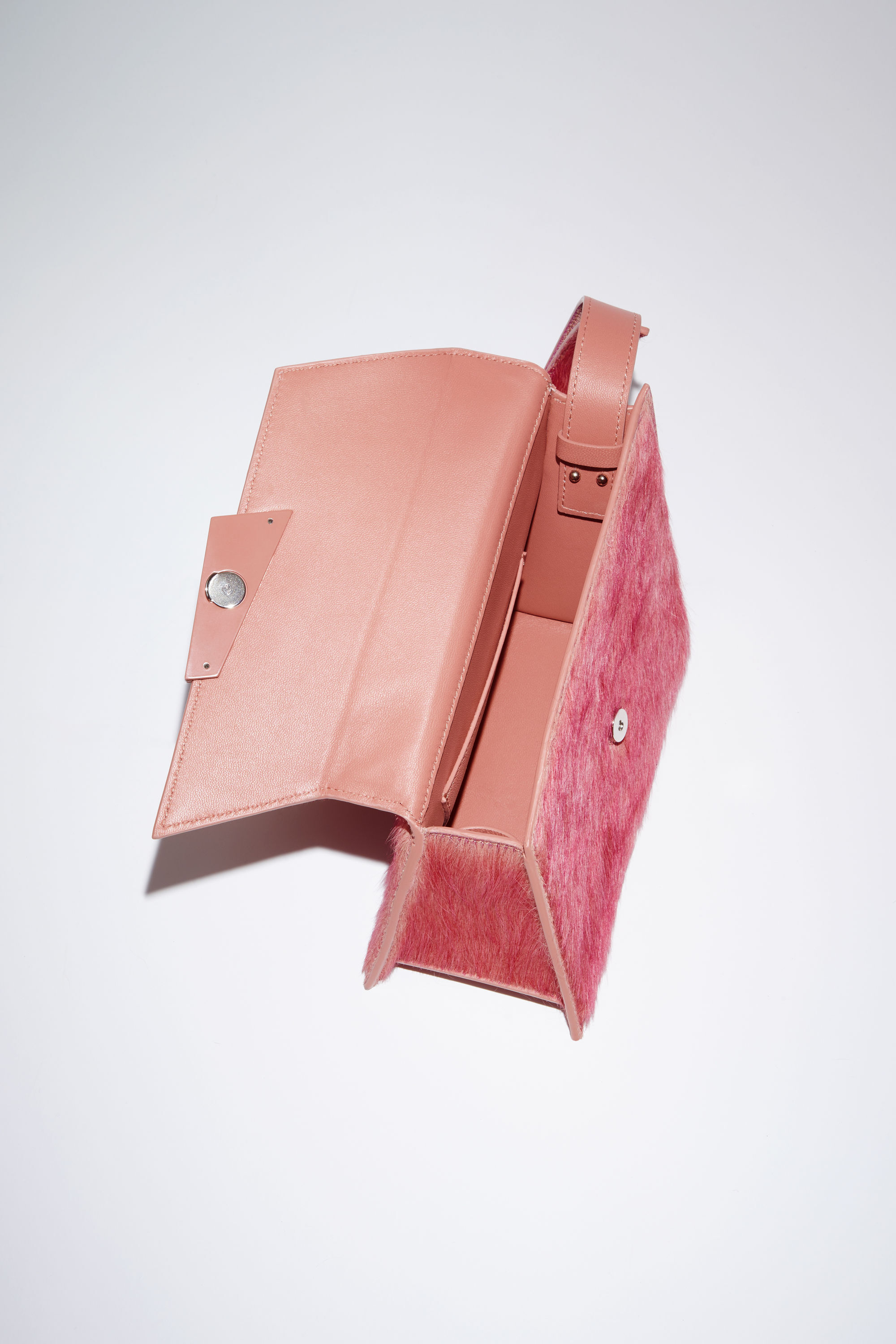 Acne Studios Distortion Bag in Pink Womens Top-handle bags Acne Studios Top-handle bags 