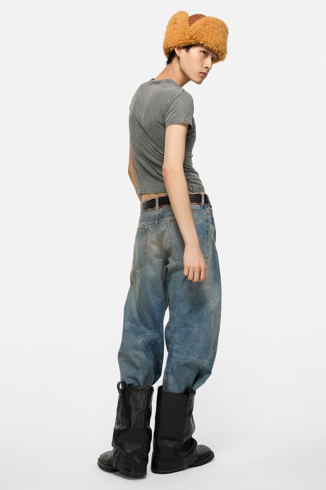 Blurred logo t-shirt - Fitted unisex fit, Faded Grey, 2000x