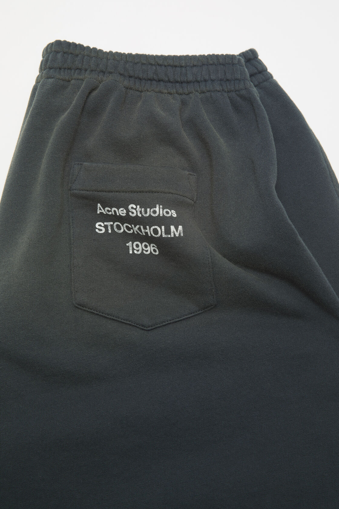 Vintage fleece shorts, Faded black, 2000x