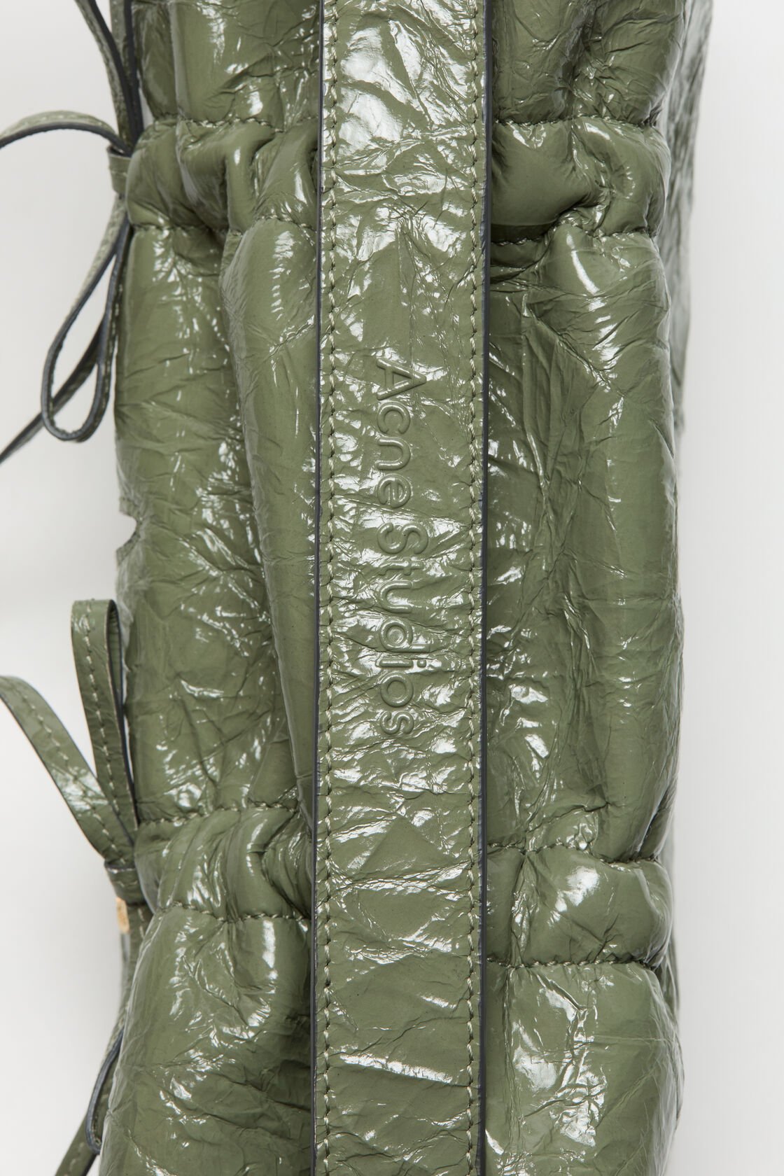 Multipocket shoulder bag, Wheat green, 2000x