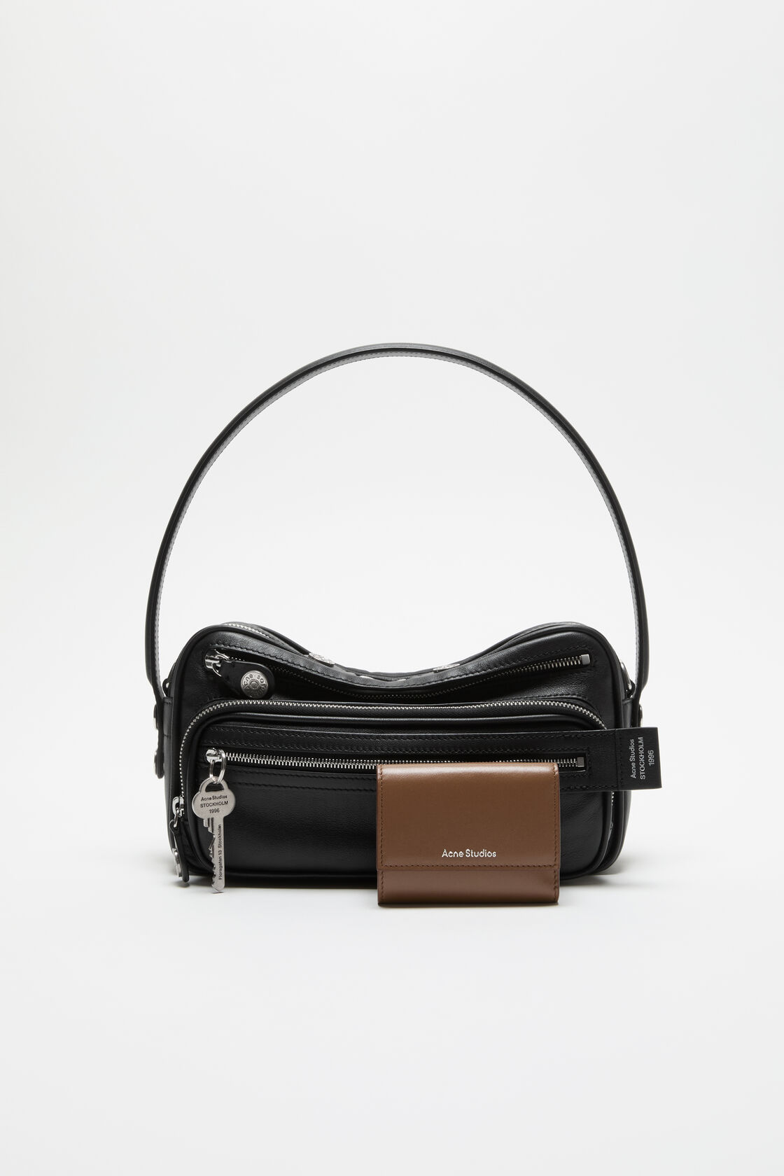 Trifold leather wallet, Camel brown, 2000x