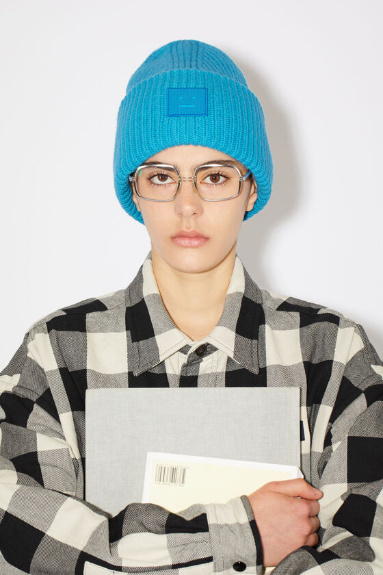 Acne Studios - Beanie mit großem Face-Logo - Saphirblau 