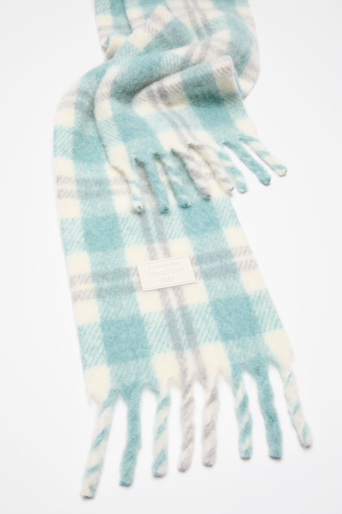 Fringed alpaca-wool scarf, White/Aqua, 2000x